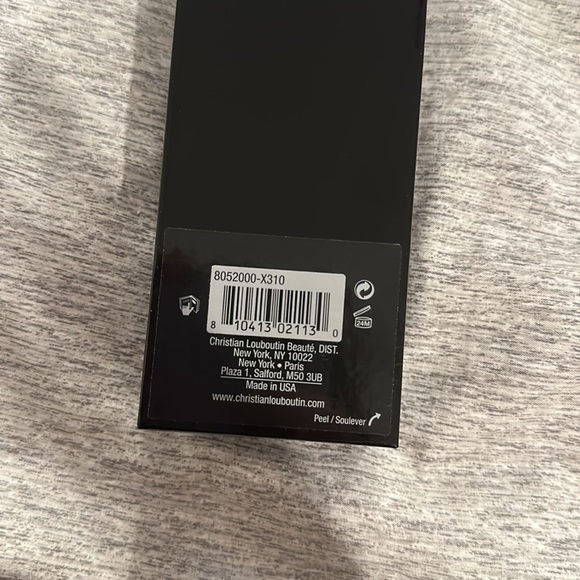 Christian Louboutin lipstick in the shade RonRon 310 - Picture 4 of 7